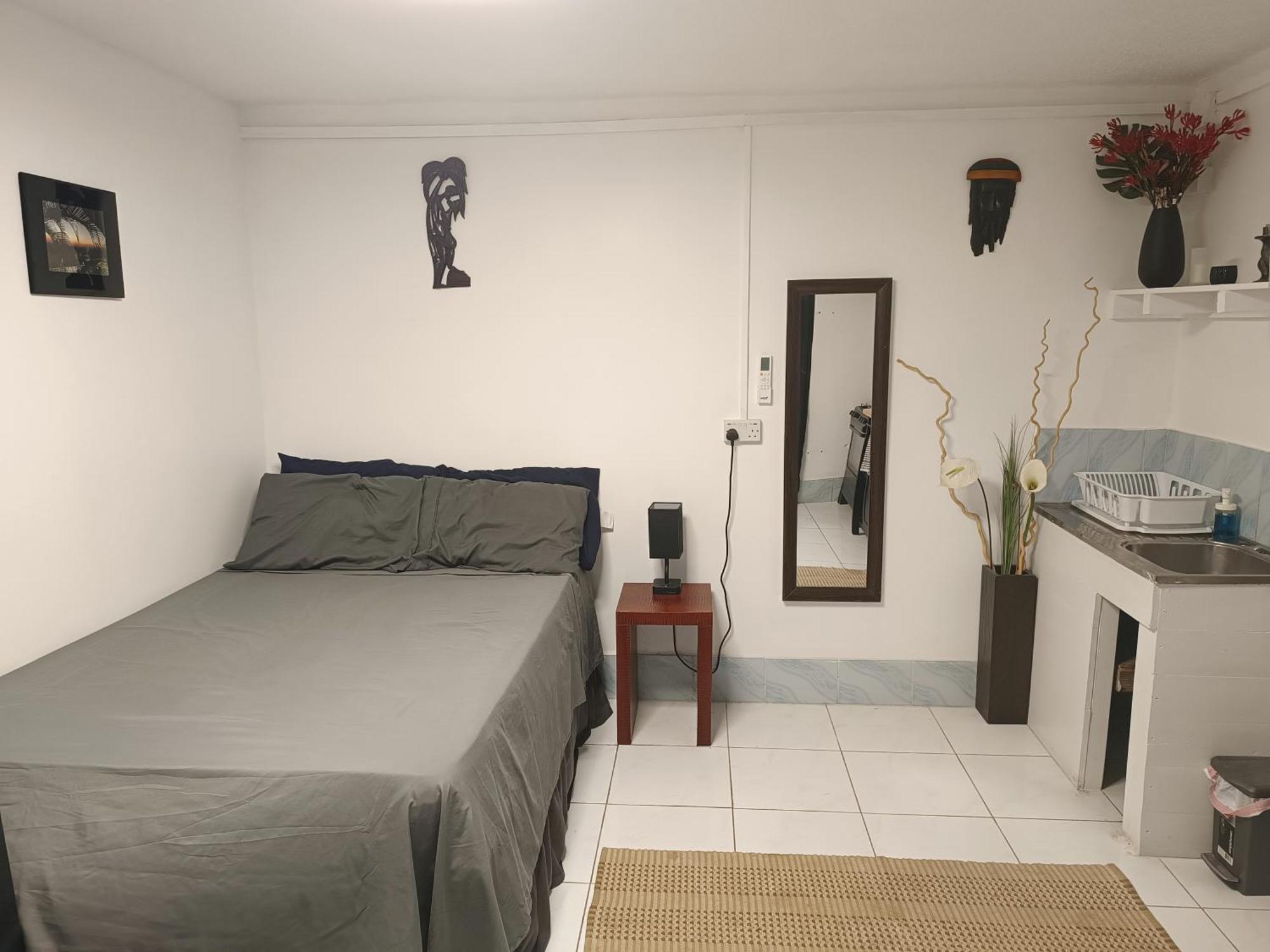 Garden Studio Flat Mango Walk Appartement Montego Bay Buitenkant foto